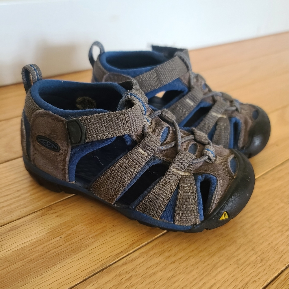 Keen sandals